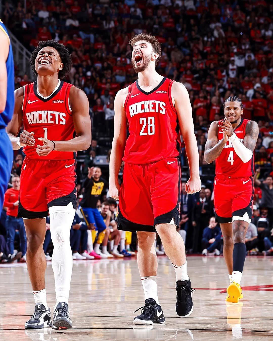 集结日波尔图备战NBA总决赛,强势反弹细节曝光,质疑声仍在,纪律约束更严格(魔兽世界驭风大师波尔图在哪) 集结日波尔图备战NBA总决赛,强势反弹细节曝光,质疑声仍在,纪律约束更严格(魔兽世界驭风大师波尔图在哪)