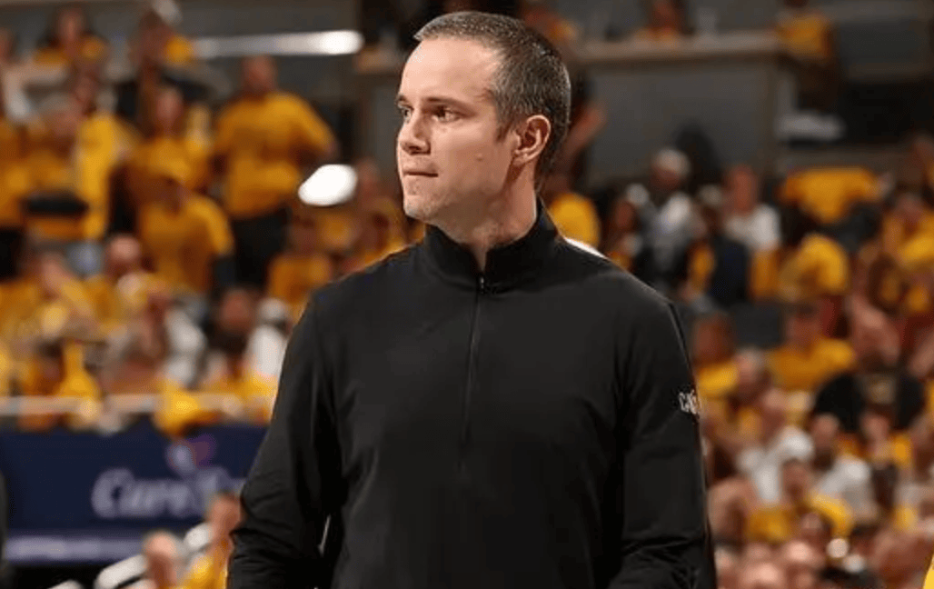 明尼苏达森林狼训练开放日，冲刺阶段临场应变引欢呼，CBA季后赛在即，控场能力受关注的简单介绍